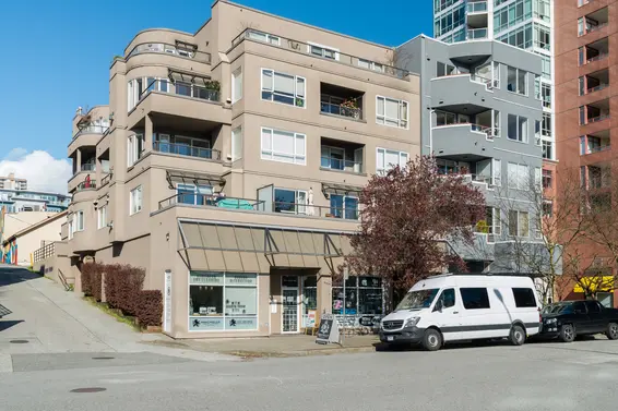 120 East 2nd Street, North Vancouver For Sale - image 1