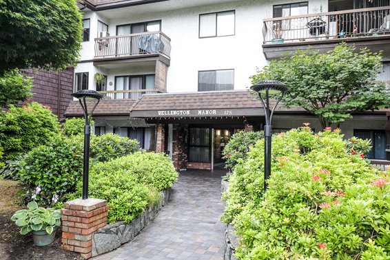 Wellington Manor - 175 E 5th St | Condos For Sale + Alerts