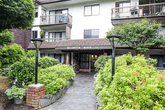 Wellington Manor - 175 E 5th St | Condos For Sale + Alerts  