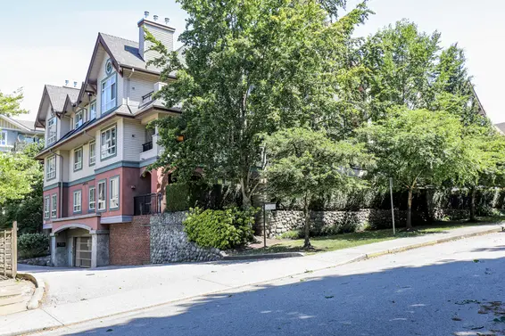 The Sierra - 150 W 22nd St | Condos For Sale + New Listing Alerts  