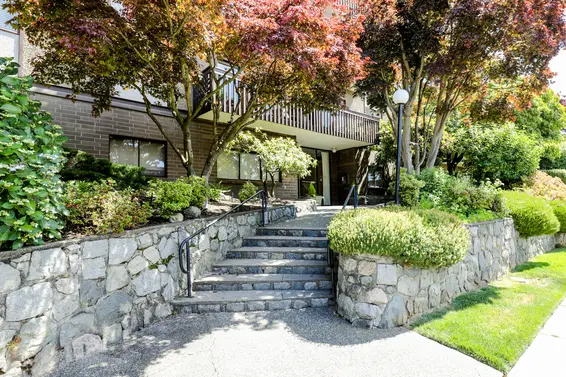 Excelsior - 120 E 4th St | Condos For Sale + New Listing Alerts  