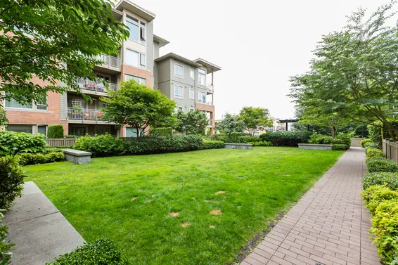 Anderson Walk - 119 W 22nd St | Condos For Sale + Listing Alerts  