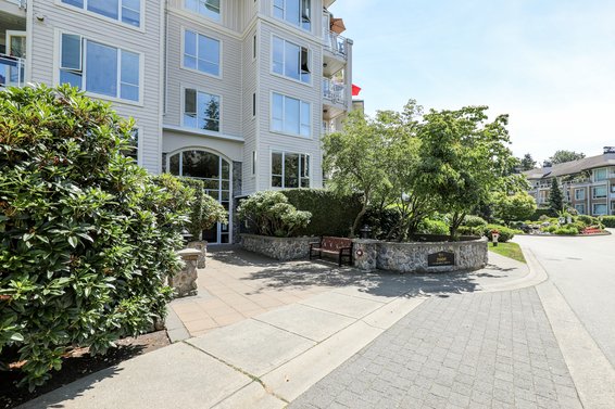Deerfield at Ravenwoods - 3608 Deercrest Dr | Condos For Sale + Alerts