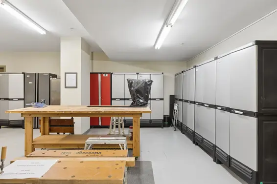Vista 29 - 188 W 29th St | Condos For Sale + New Listing Alerts  