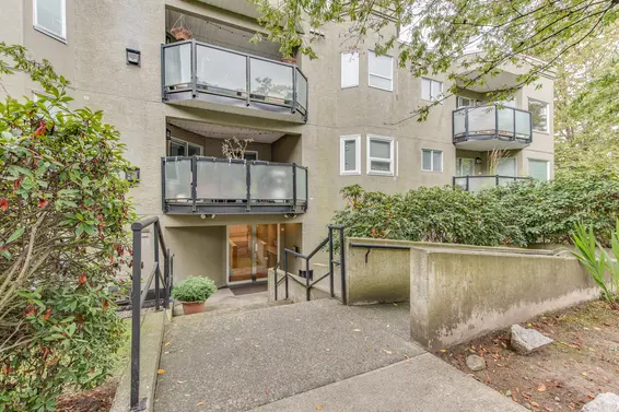 Admiralty Court - 175 W 4th St | Condos For Sale + Listing Alerts  