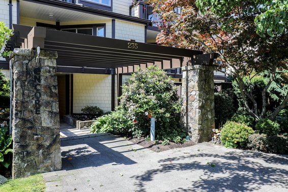 The Encore - 235 W 2nd St | Condos For Sale + Listing Alerts