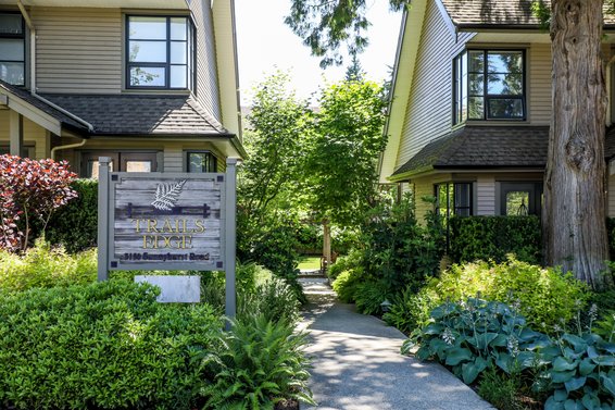 Trails Edge - 3150 Sunnyhurst | Townhomes For Sale + Listing Alerts