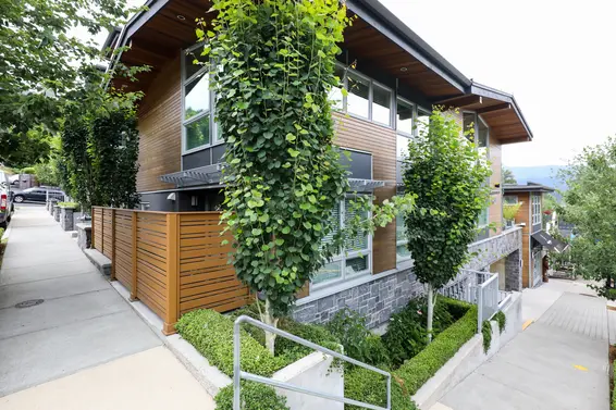 Cove Gardens - 2200 Caledonia | Townhomes For Sale + Listing Alerts  