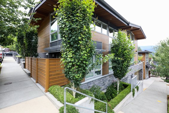 Cove Gardens - 2200 Caledonia | Townhomes For Sale + Listing Alerts