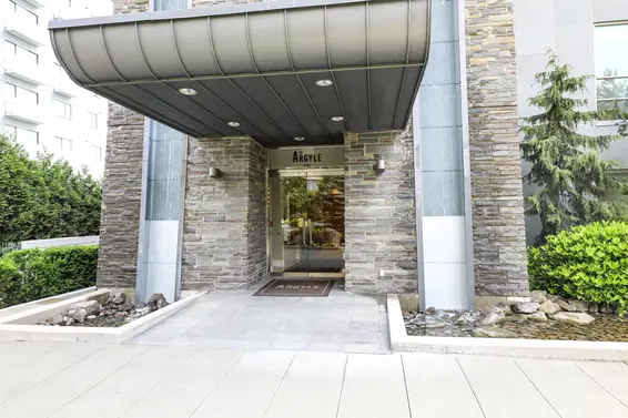 2142 Argyle Avenue, West Vancouver