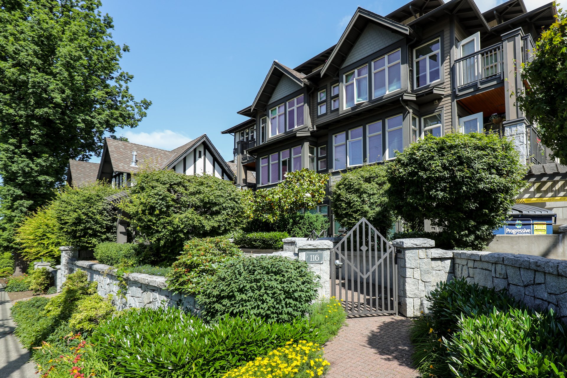 The Addison 116 W 23rd St Condos For Sale + Sold Listings