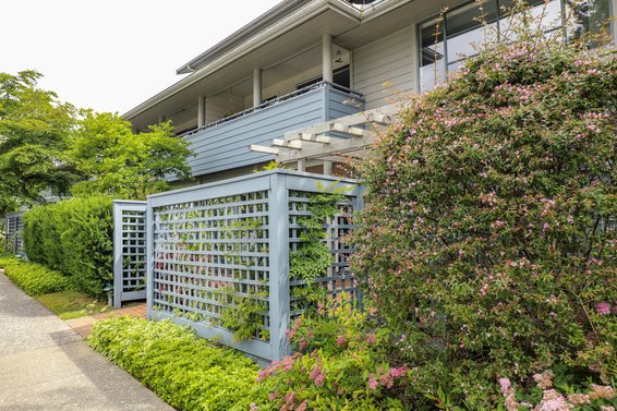 Bowling Green - 2118 Eastern | Townhomes For Sale + Alerts