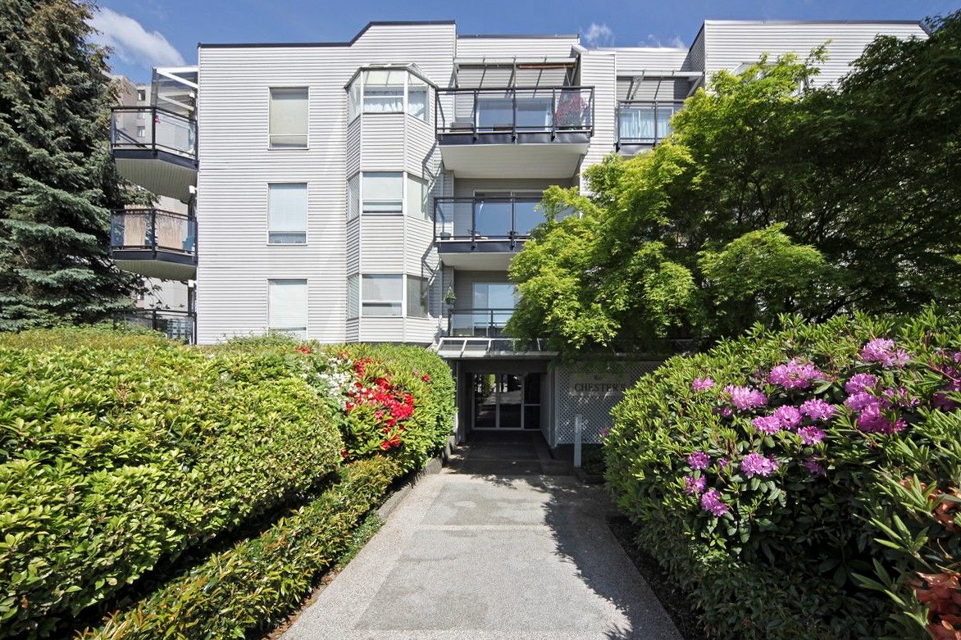 The Chesters 1550 Chesterfield Condos For Sale + Sold Listings