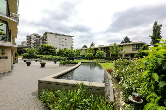 Mira on the Park - 683 W Victoria | Condos For Sale + Sold Listings  