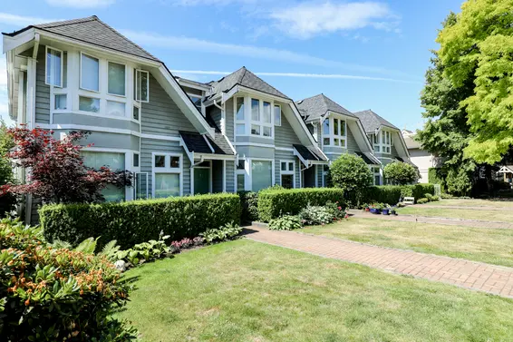 St Andrews House - 233 E 6th St | Townhomes For Sale + Alerts  