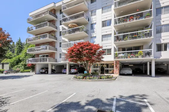 Spuraway Gardens - 235 Keith Rd | Homes For Sale + Listing Alerts  