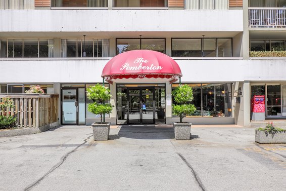 Pemberton Building at Woodcroft Estates - 2012 Fullerton | Listings + Alerts