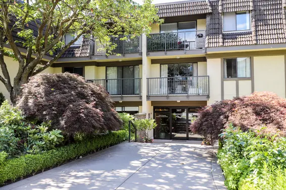 The Shorecrest - 307 W 2nd St | Condos For Sale + New Listing Alerts  