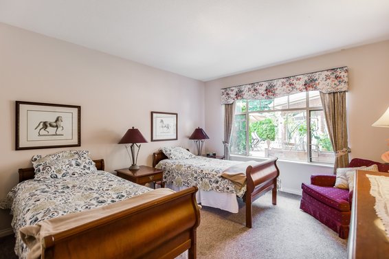 Ridge Park Gardens - 2059 Chesterfield Ave | Condos For Sale + Alerts