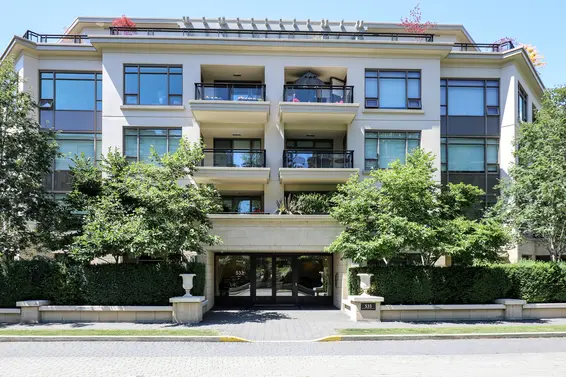 Water's Edge | Condos For Sale + New Listing Alerts  