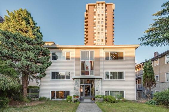 1420 Chesterfield Avenue, North Vancouver