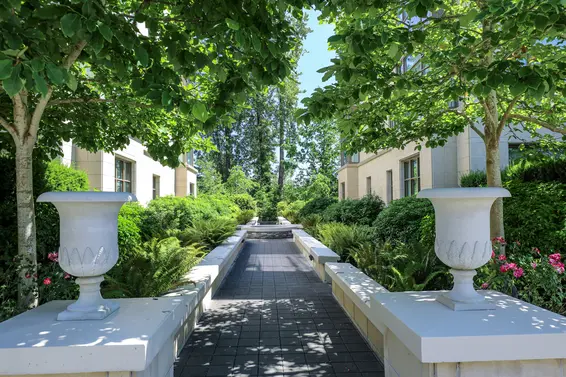 Water's Edge | Condos For Sale + New Listing Alerts  