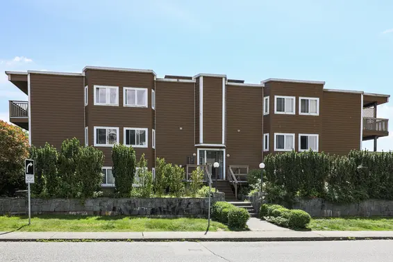107 West 27th Street, North Vancouver