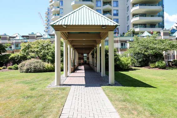 The Westroyal - 328 Taylor Way | Condos For Sale + Listing Alerts