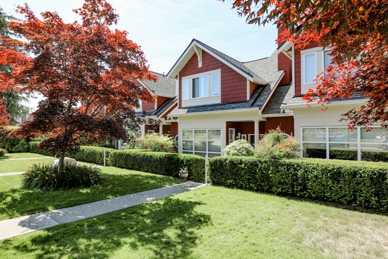 225 E 5th Street, North Vancouver