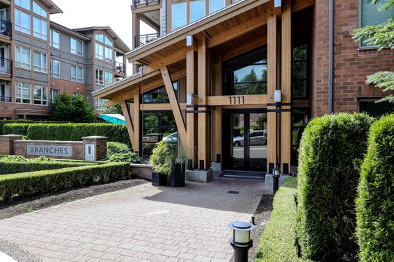 Branches -  1111 E 27th St | Condos For Sale + New Listing Alerts