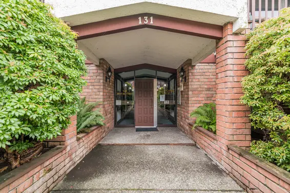 131 West 4th Street, North Vancouver For Sale - image 4