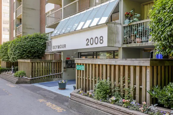 Seymour Building at Woodcroft Estates - 2008 Fullerton Ave | Listings + Alerts  
