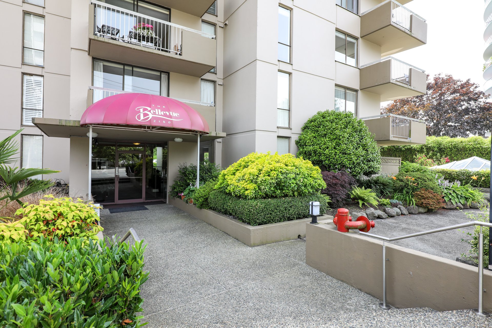 The Bellevue 2150 Bellevue Ave Condos For Sale + Sold Listings