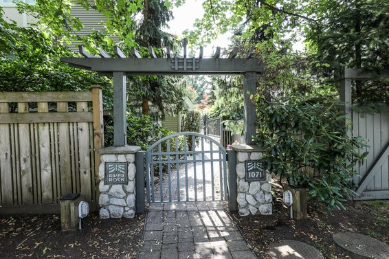 River Rock - 1071 Lynn Valley | Townhomes For Sale + Listing Alerts