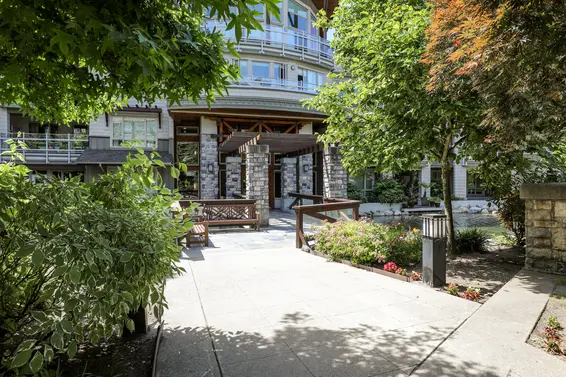 Seasons South - 530 Raven Woods | Condos For Sale + Listing Alerts  