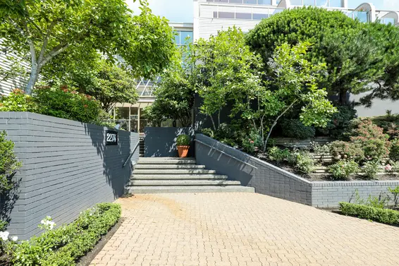 The Summit - 2274 Folkestone | Townhomes For Sale + Listing Alerts  