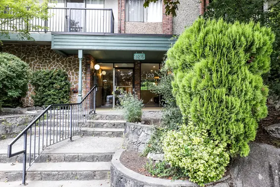 120 East 5th Street, North Vancouver