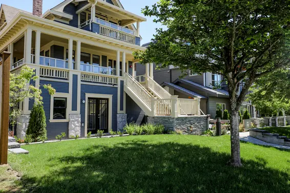 Kings Walk - 244 E 5th St | Townhomes For Sale + Listing Alerts  