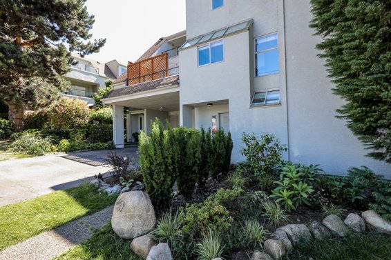410 Mahon Avenue | Townhomes For Sale + New Listing Alerts