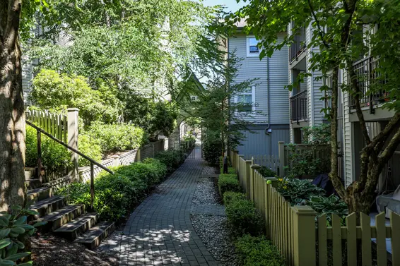 Highgate - 1100 E 29th St | Condos For Sale + New Listing Alerts  