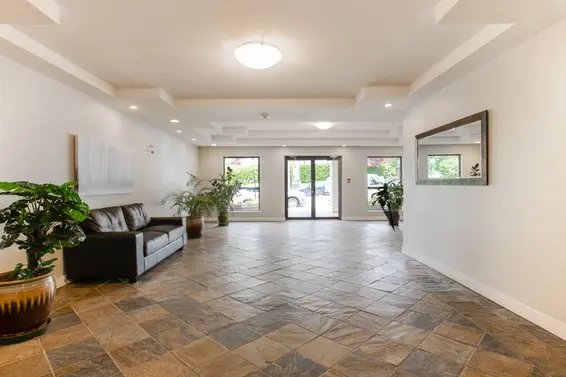 183 West 23rd Street, North Vancouver For Sale - image 5