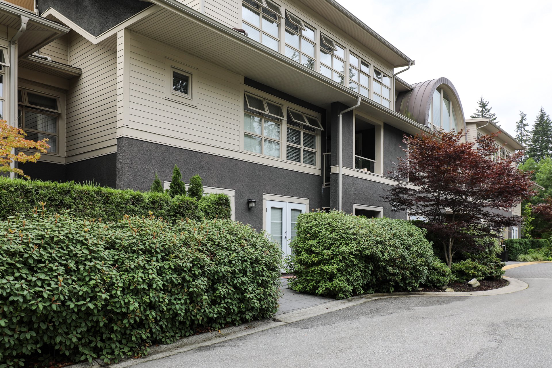 The Manor 3750 Edgemont Homes For Sale + Sold Listings