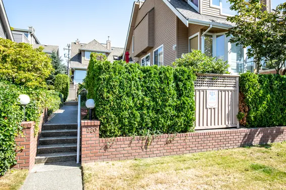 Keith View Mews - 220 E Keith Rd | Townhomes For Sale + Alerts  