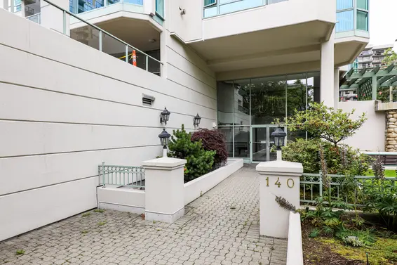 Springhill Place - 140 E 14th St | Condos For Sale + Listing Alerts  
