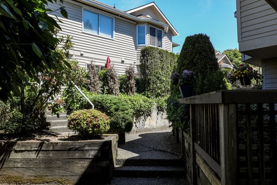 Park Lane - 838 Tobruck | Townhomes For Sale + Listing Alerts