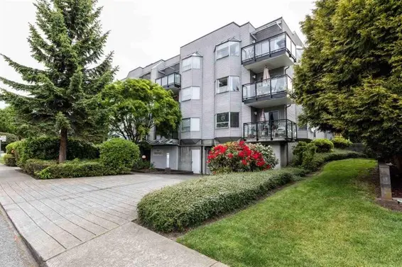 The Chesters - 1550 Chesterfield | Condos For Sale + Sold Listings  