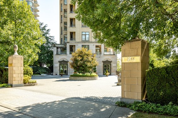 2288 Bellevue Avenue, West Vancouver