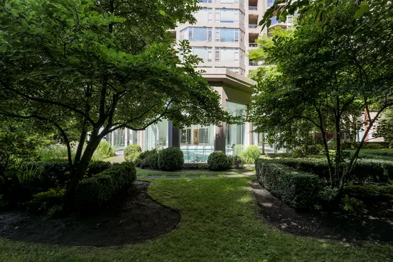 Carlton at the Club - 1327 E Keith Rd | Condos For Sale + Listing Alerts  