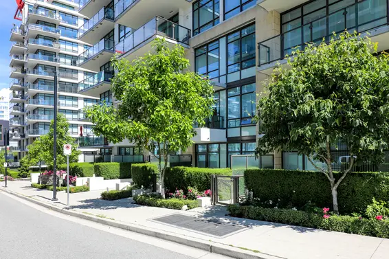 Atrium at the Pier -172 Victory Ship Way | Condos For Sale + Alerts  
