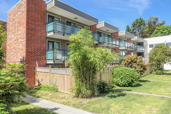 Emerald Manor - 360 E 2nd St | Condos For Sale + Sold Listings  